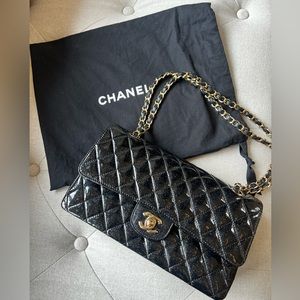 Beautiful patent Chanel bag size small